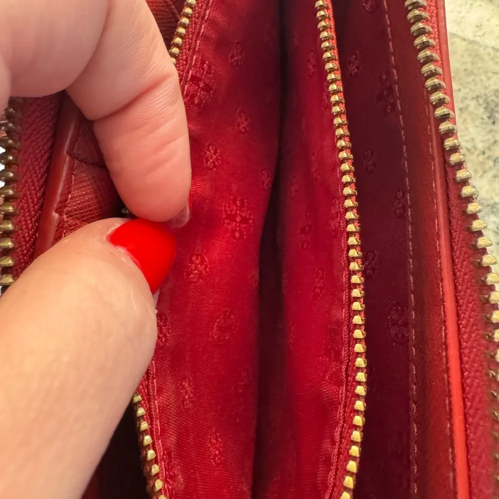 Tory Burch Red Emerson Continental Wallet - Picture 7 of 9